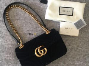 GUCCI MARMONT Superb quality and very stylish Handbag Black