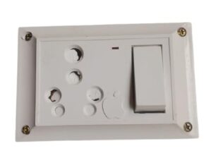 Heavy Duty Extension Board - Single 16A Switch with 16A Socket with Heavy Duty 1.5mm Cable White (2200W)
